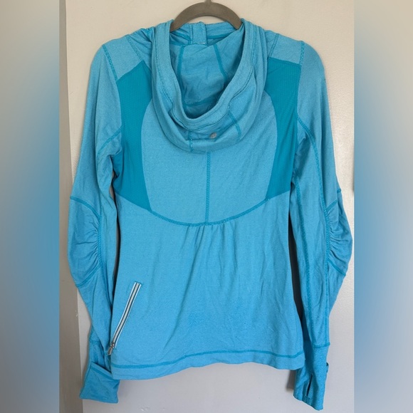 Lululemon Run Resolution Pullover - Bright Teal - Picture 3 of 5